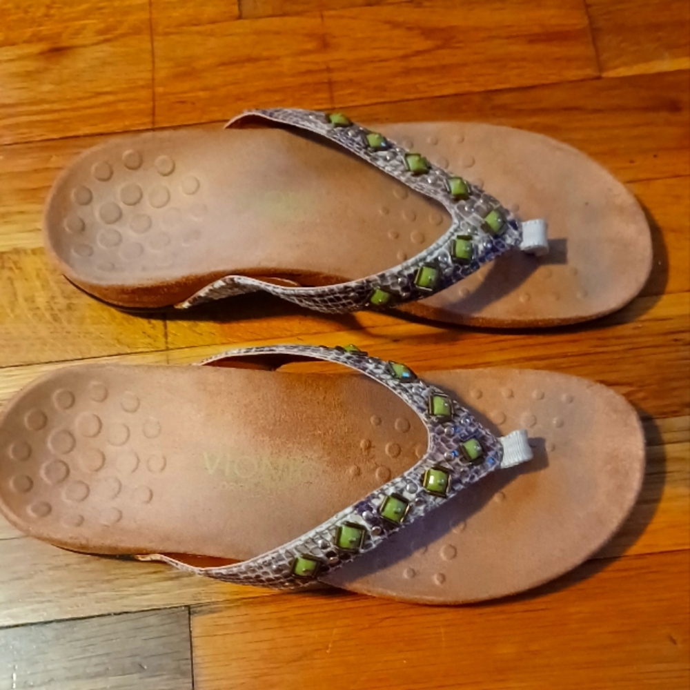 Vionic sandals